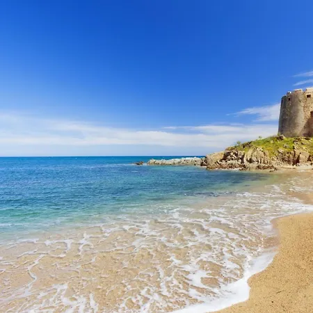 Village Center * Bari Sardo